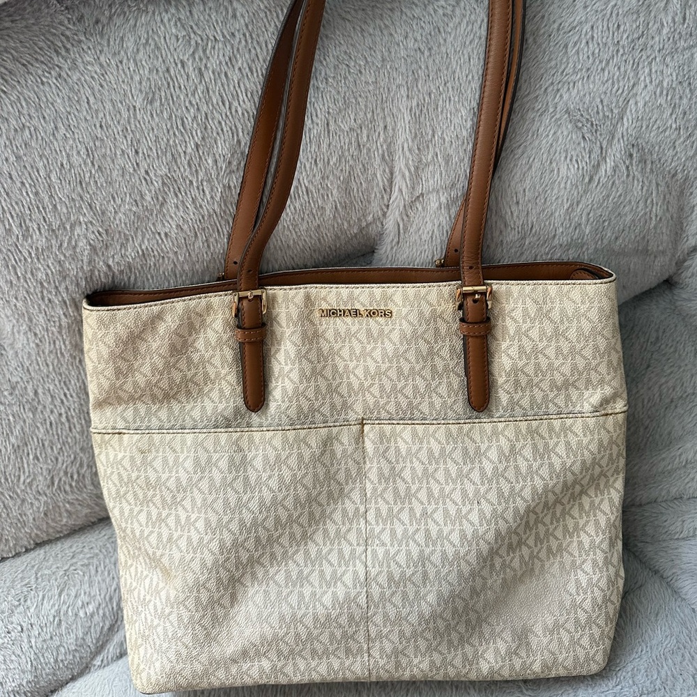 Michael Kors Medium Vanilla Color Shoulder Signature Logo Tote Bag